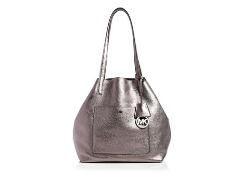 michael kors tote bags bloomingdales|Totes Michael Kors .